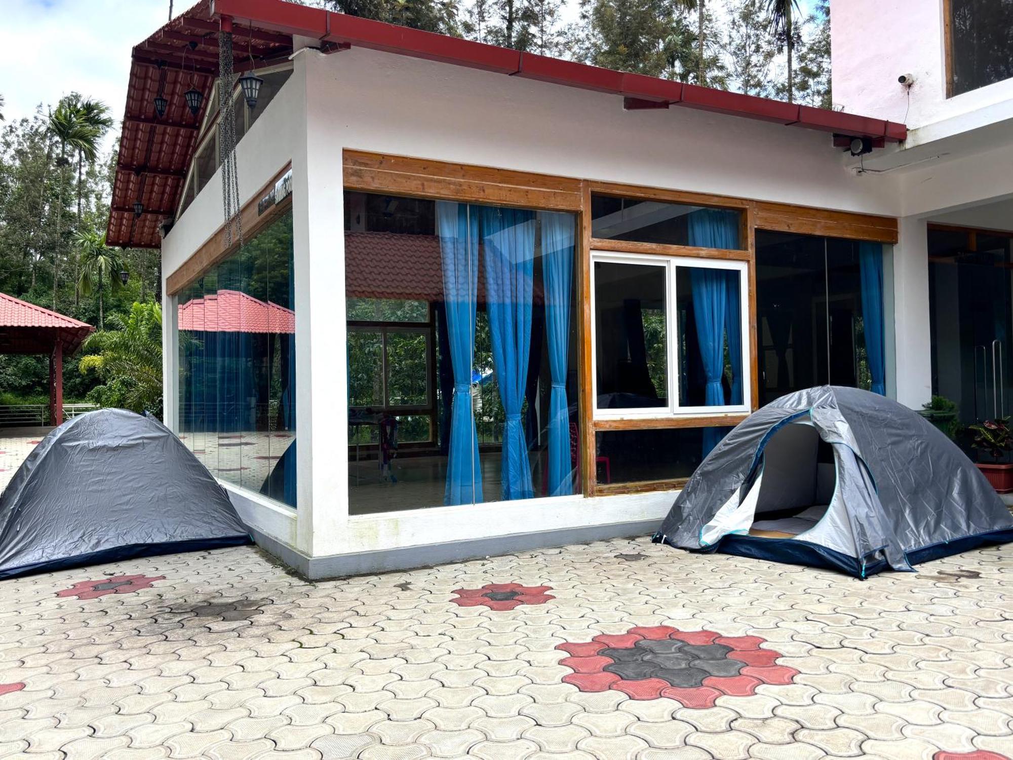Ecstasy Tent Stay With Swimming Pool & Common Washroom Chikmagalūr 외부 사진