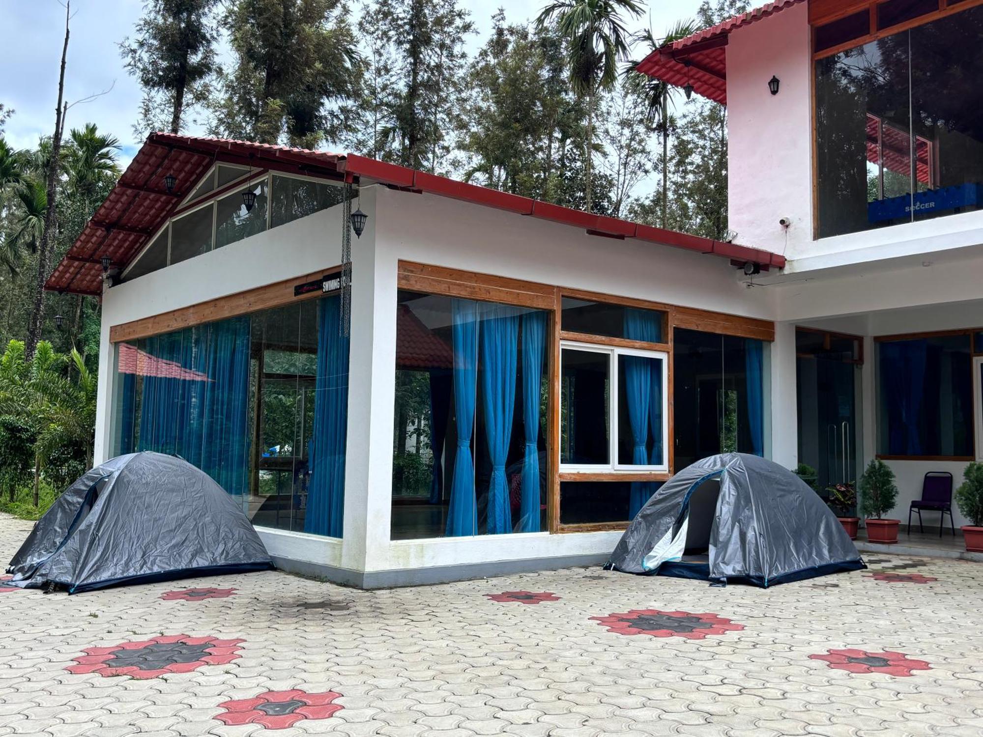 Ecstasy Tent Stay With Swimming Pool & Common Washroom Chikmagalūr 외부 사진